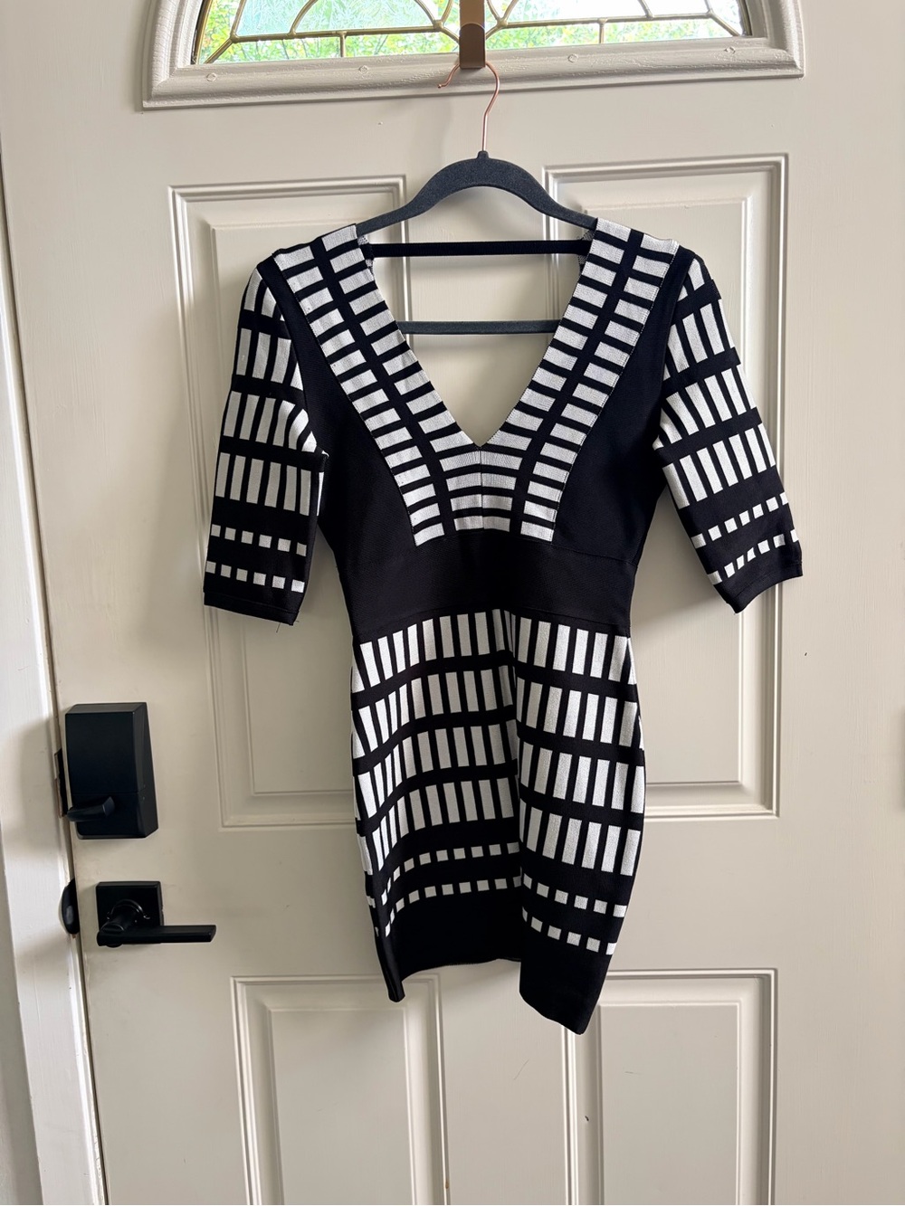 Sara Boo Black and White V-Neck Mini Dress